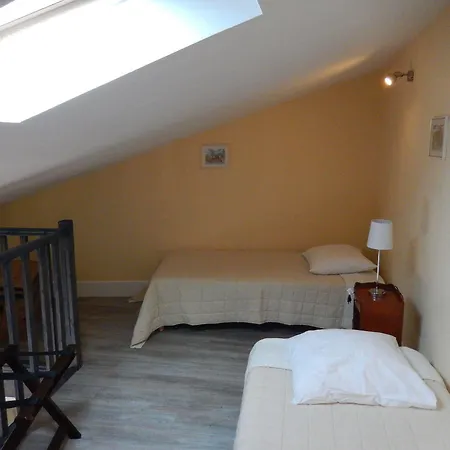 Chateau Rousselle Bed & Breakfast