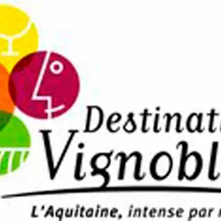 Chateau Rousselle * Saint-Ciers-de-Canesse