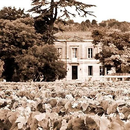 Chateau Rousselle 3*