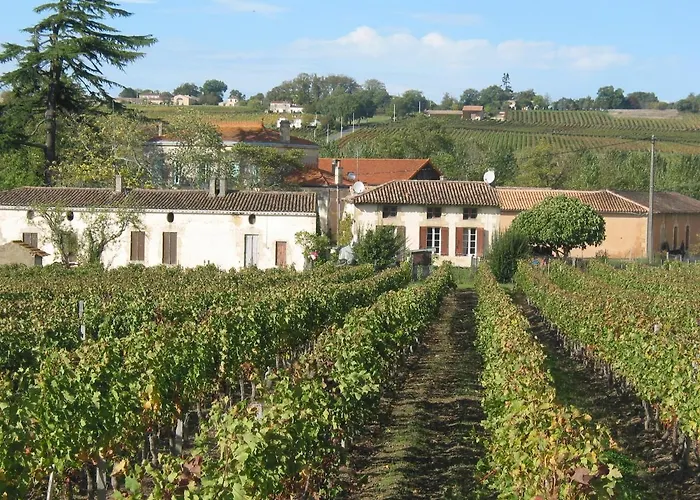 Chateau Rousselle Bed & Breakfast