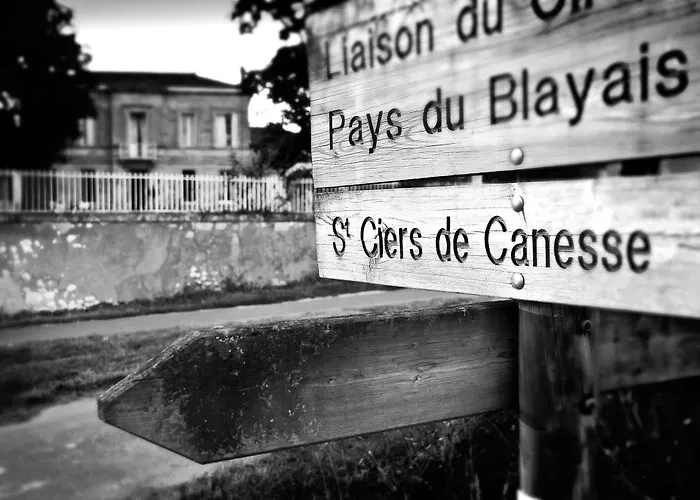 Chateau Rousselle Nocleg ze śniadaniem